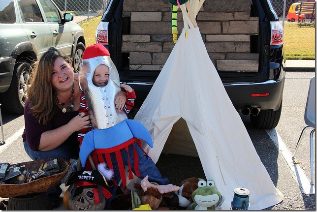 Trunk Or Treat 2011 Campfires And Rocket Ships Beth Bryan