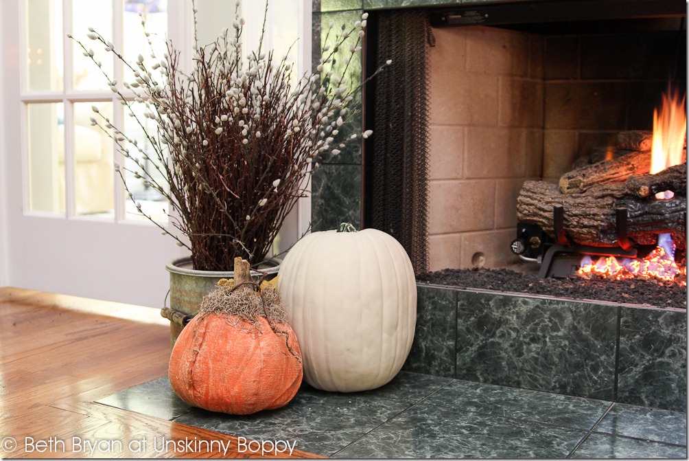 Fall and Thanksgiving Mantel decorating ideas-6