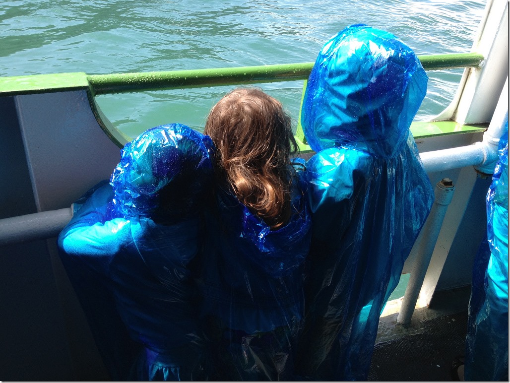 kids on the maid of the mist