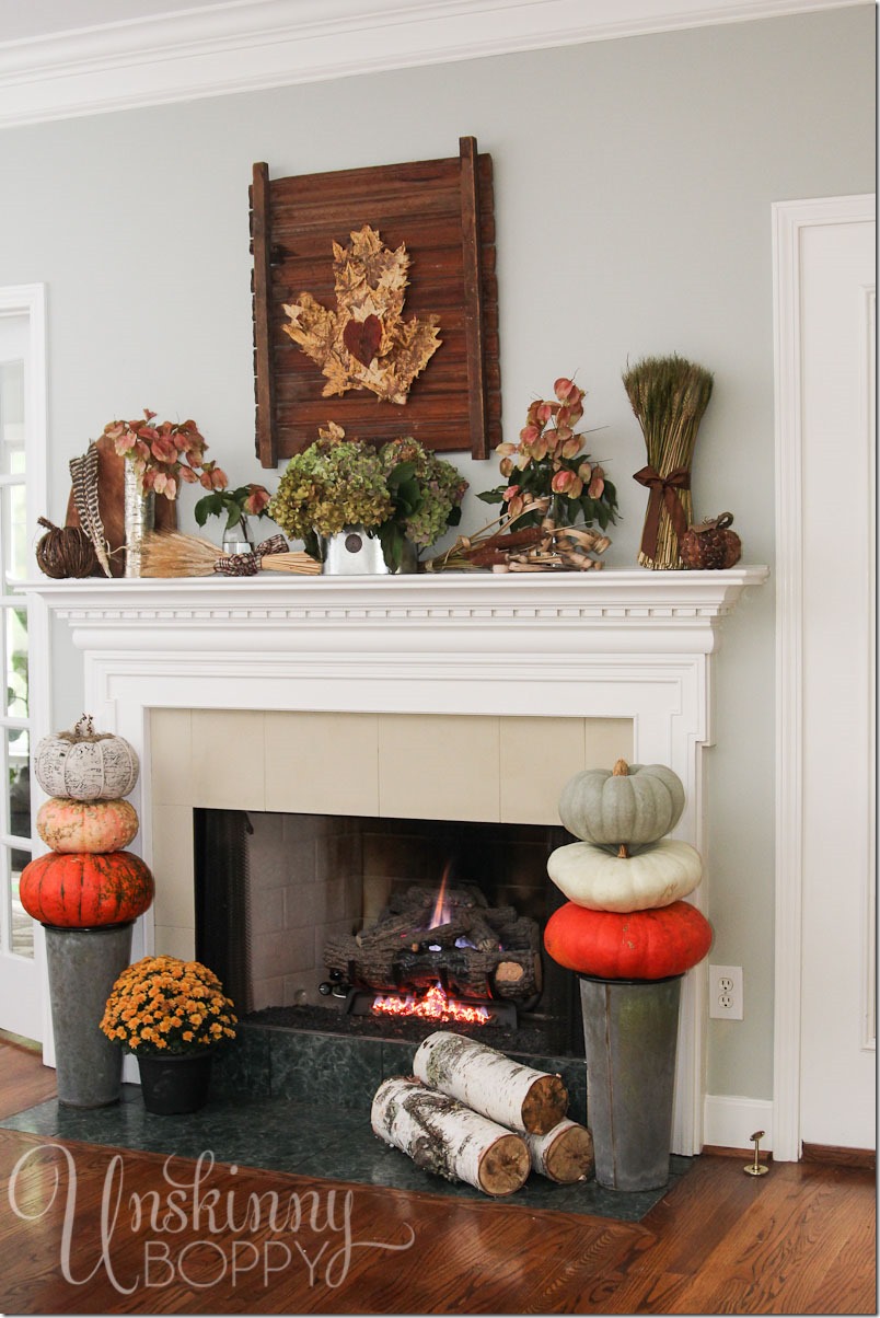 Fall_mantel_Decorating