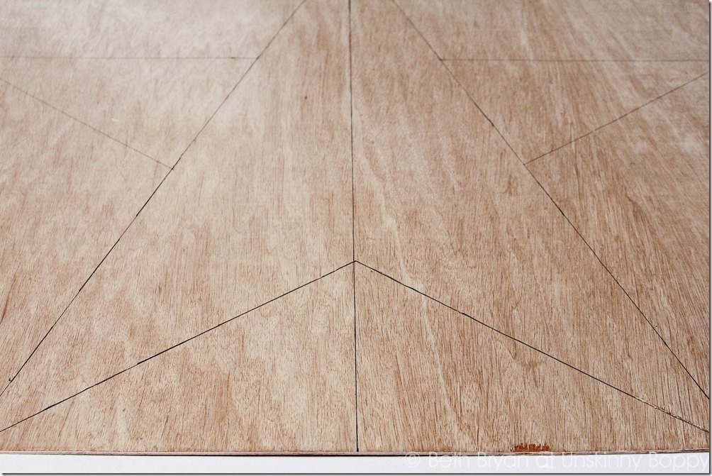 Here is the final traced outline for the DIY wood star mantlepiece template. 