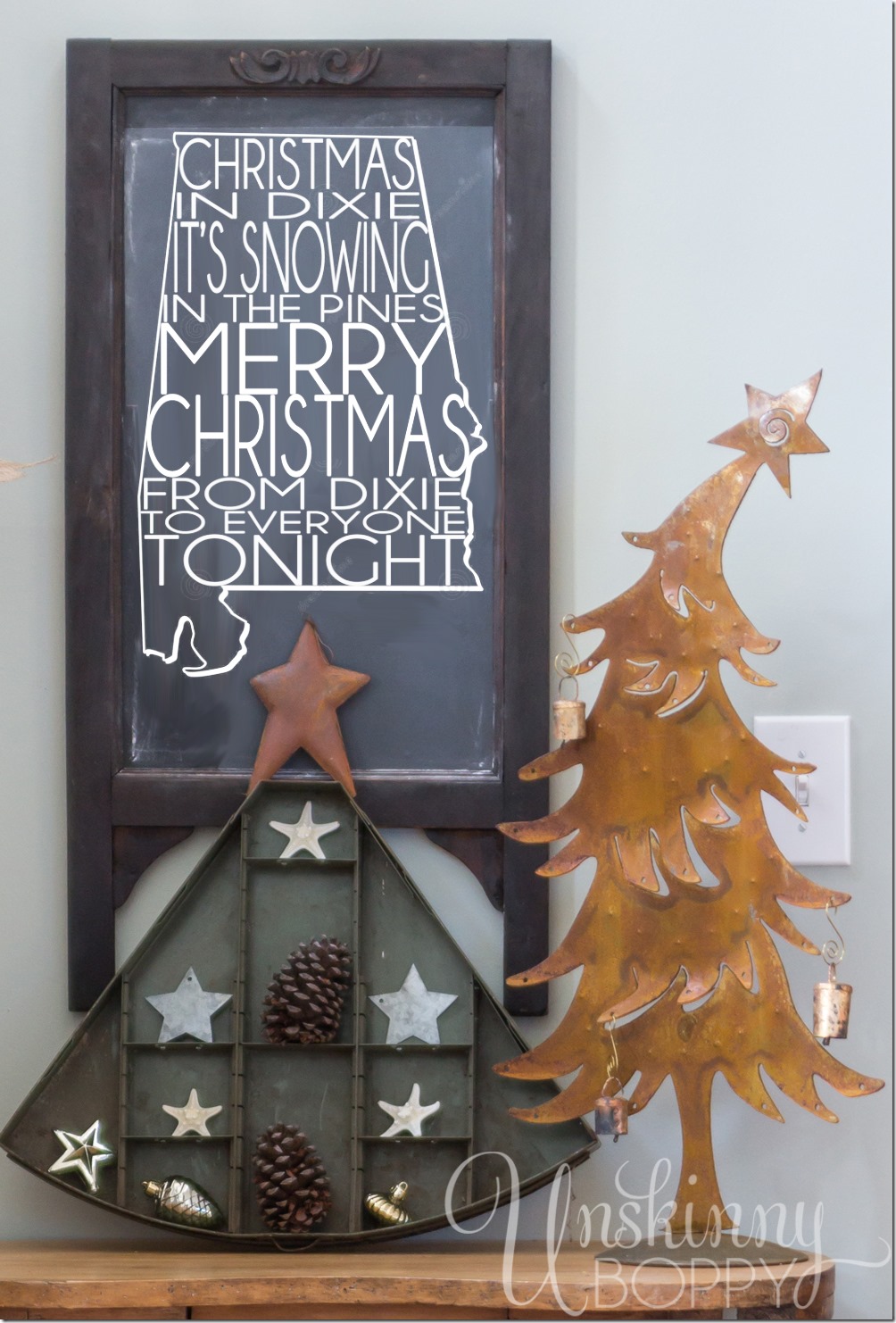 Christmas in Dixie Chalkboard with rustic holiday decorating ideas
