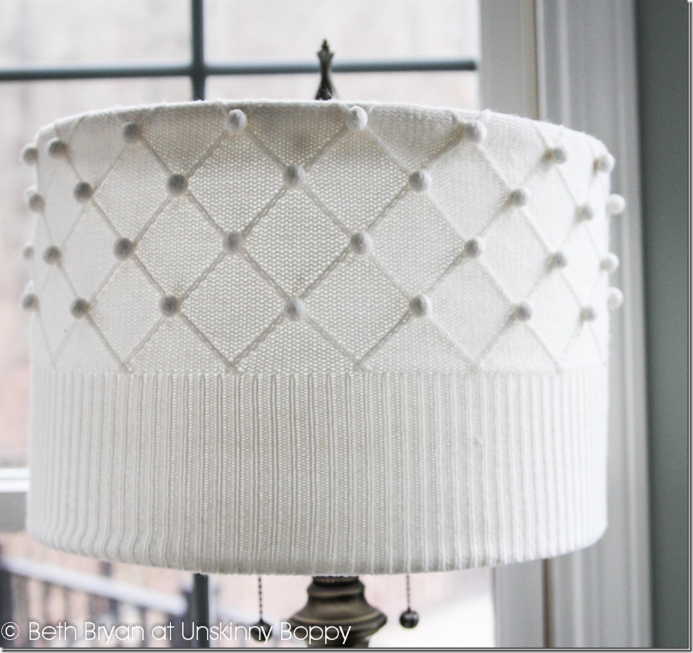 DIY-Sweater-Lampshade-Tutorial-by-Unskinny-Boppy-www.unskinnyboppy.com-2_thumb