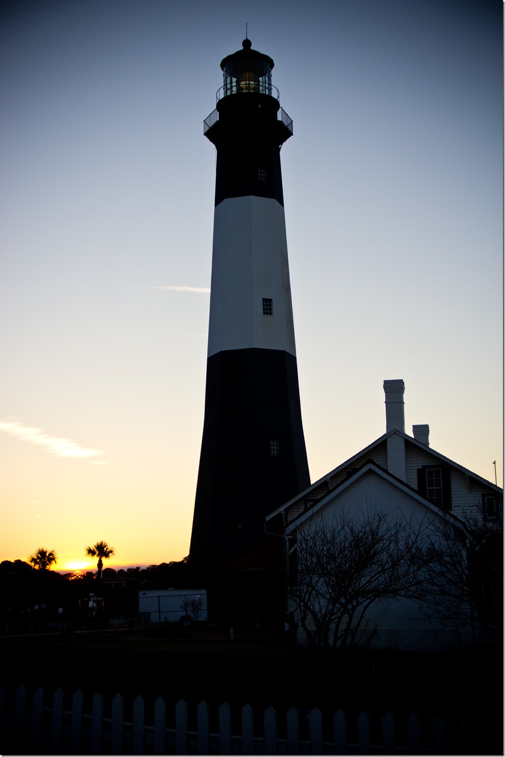 Don't miss the chance to take gorgeous photographs of all the amazing scenery on your Tybee Island Georgia Vacation, like this stunning lighthouse at sunset. 