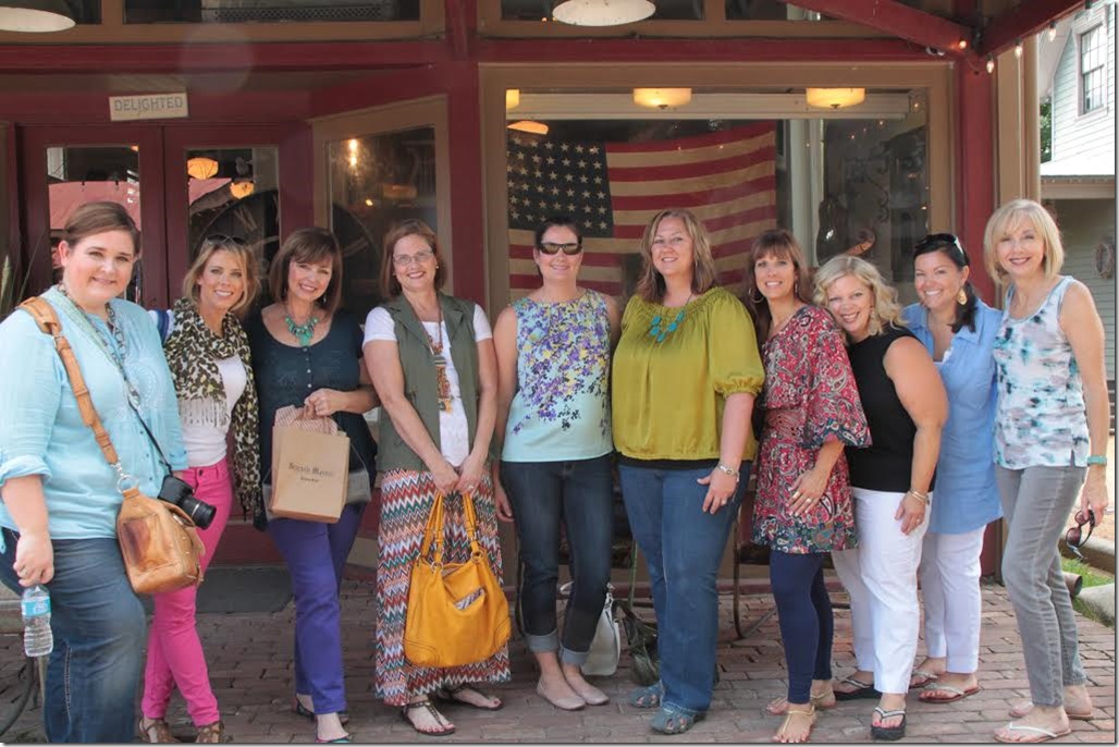 All of the Nashville bloggers on our trip to Nashville - a full day of shopping and fun. 