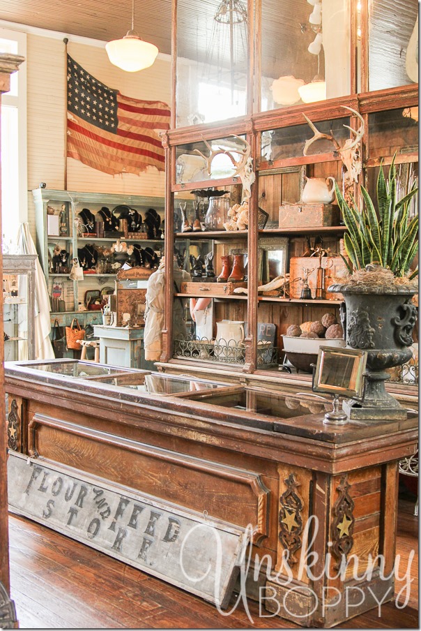 Nashville is the best place to shop for antiques and hidden treasures. We found so many cute stores - it was so hard to control myself!