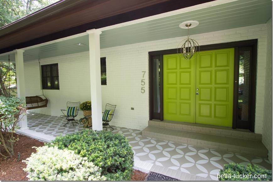 awesome front porch with green door