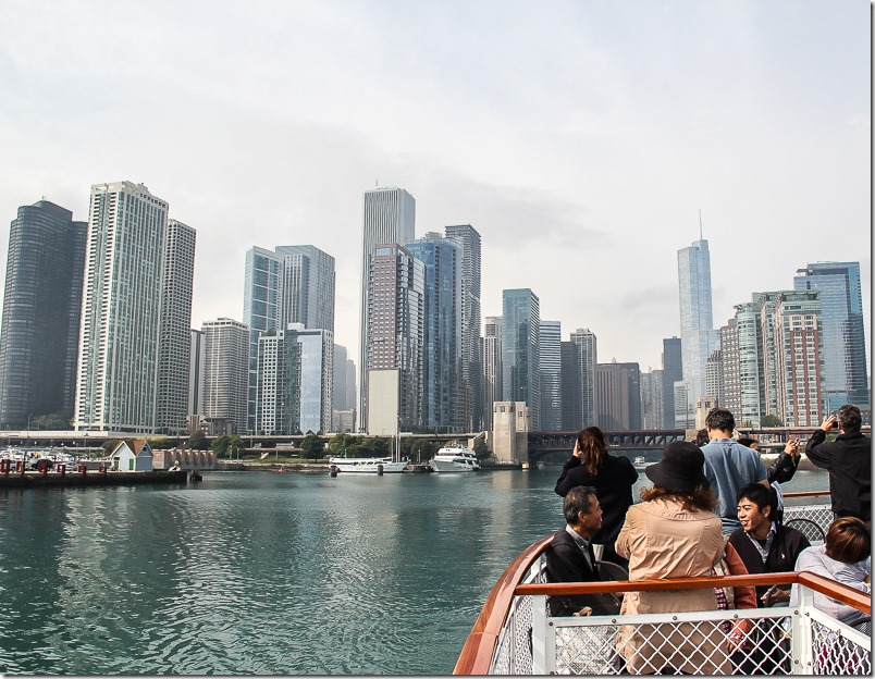 Chicago boat tour