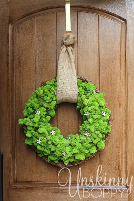 DIY-Reindeer-Moss-Wreath-19.jpg