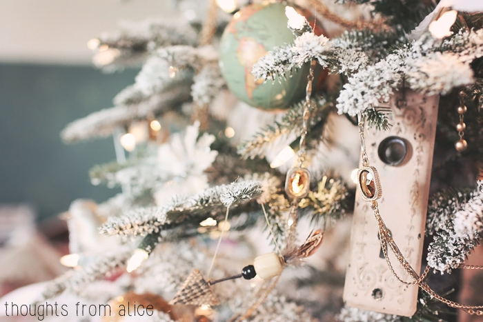 Eclectic-Boho-Christmas-Tree