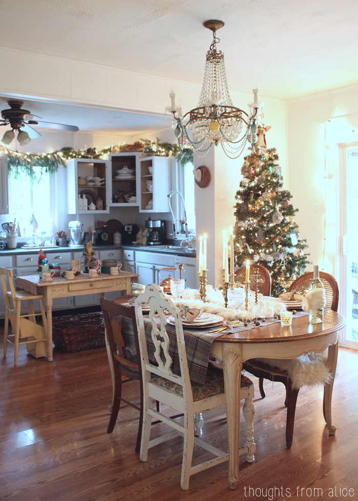 Holiday-Glam-Dining-Room