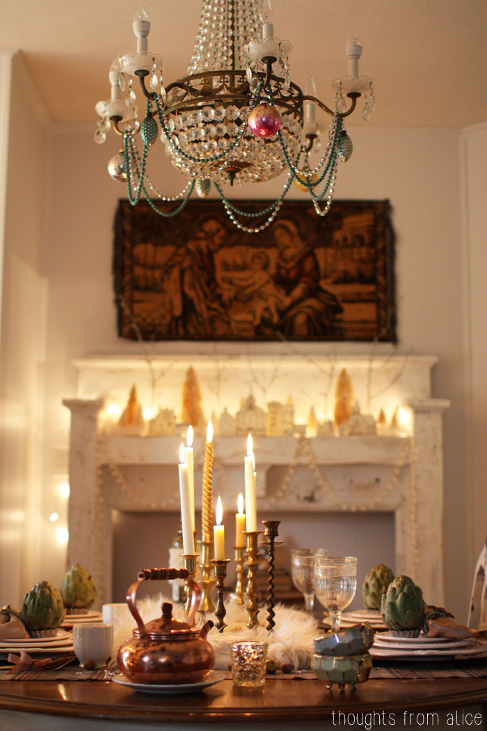 Romantic-Eclectic-Holiday-Dining-Room