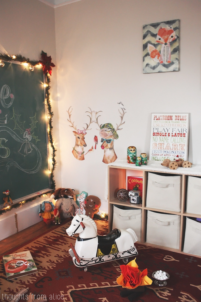 Vintage-Inspired-Playroom-Decorated-for-Christmas