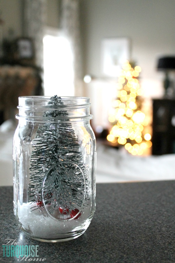 bottle-brush-christmas-tree-mason-jar-epsom-salt