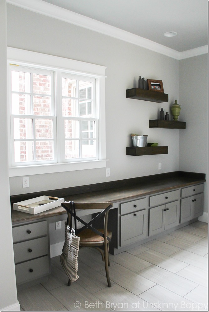 Built-in Desk in the mudroom as seen in the 2015 Birmingham Parade of Homes built by Murphy Home Builders 