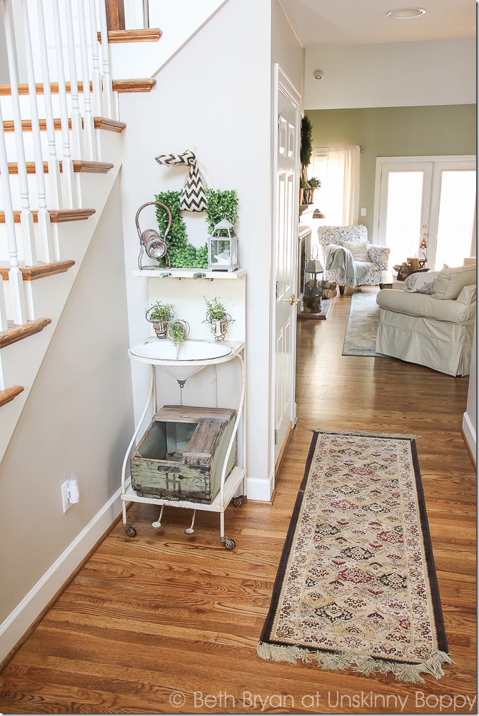 Love the little shaving stand beside the staircase