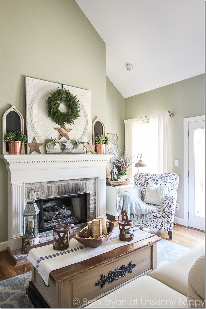 Vaulted ceilings with fireplace