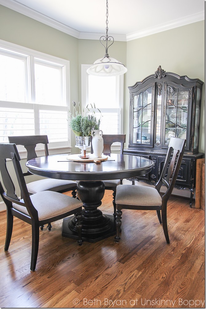 Eat in kitchen table with pretty china cabinet