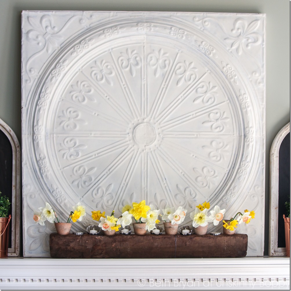 Spring mantel decorating ideas | Cozy Spring Home Tour | www.unskinnyboppy.com