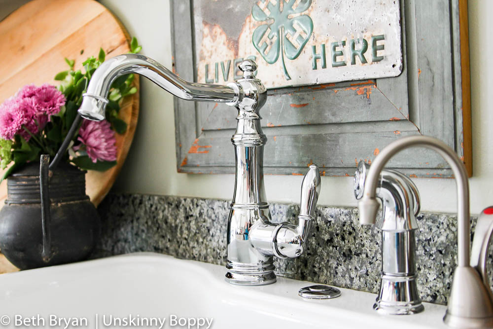 Moen Weymouth Kitchen faucet (farmhouse style) (15 of 15)