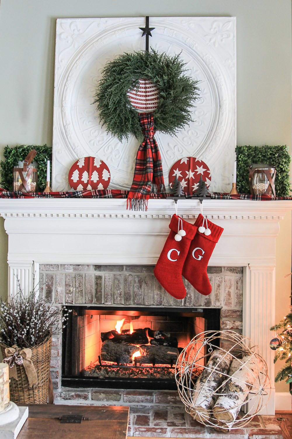 The Big 2017 Christmas Home Tour - Beth Bryan