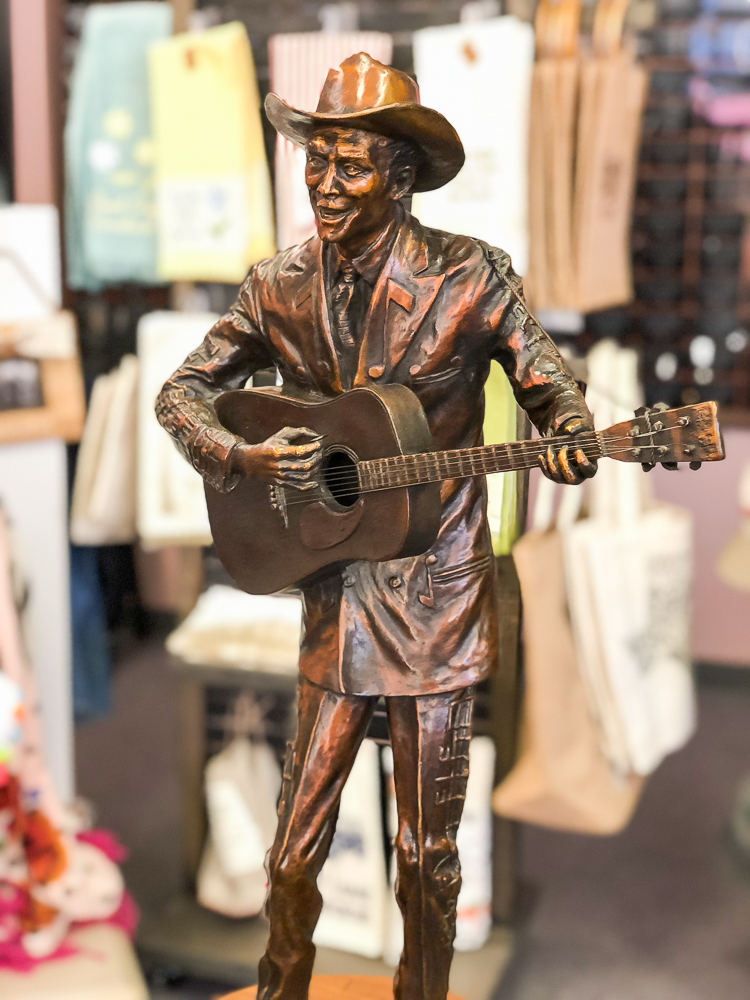 Hank Williams Statue