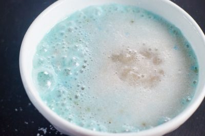 how to diy bath frozen bombs