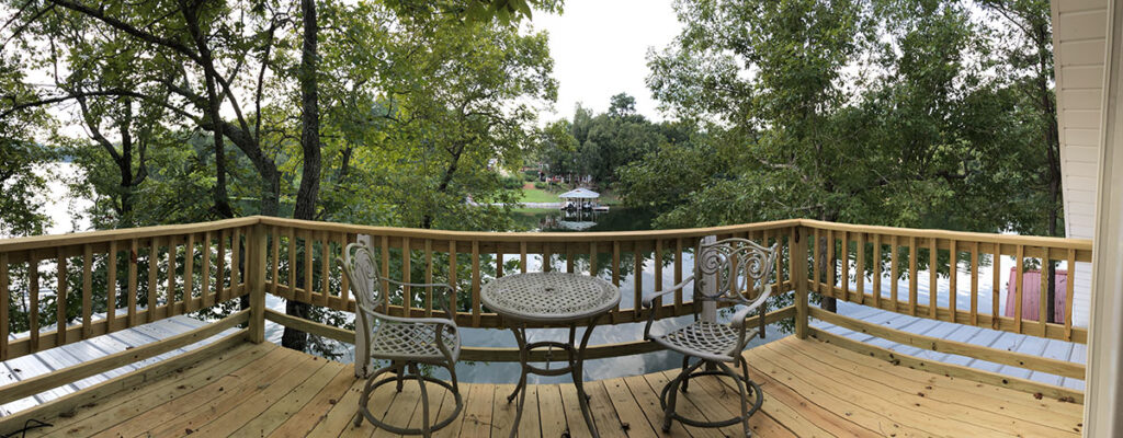 upper balcony with water all around