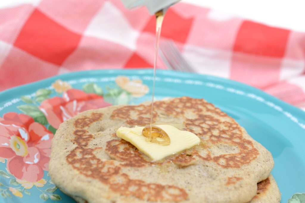 keto cinnamon pancakes