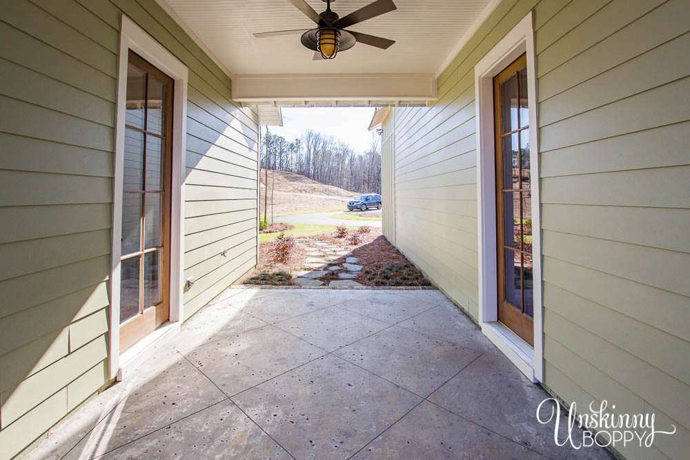 Breezeway between house and detached suite