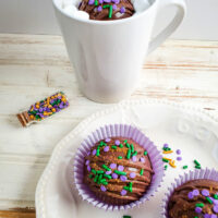 How to make hot chocolate bombs for mardi gras