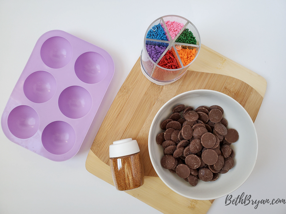 ingredients for hot cocoa bombs 