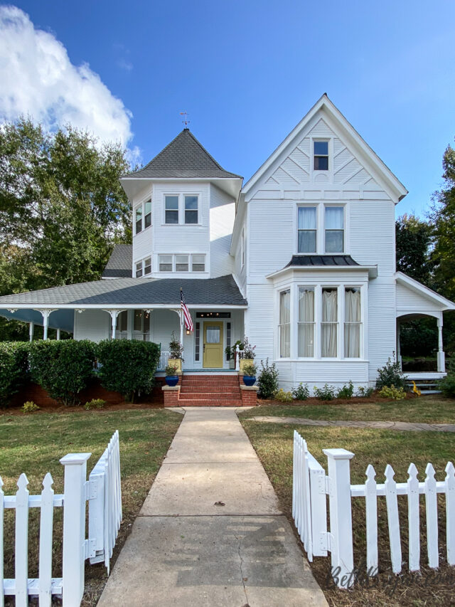 See Inside The Big Fish House Beth Bryan