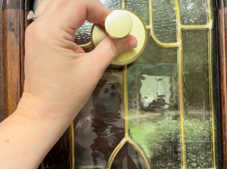 use a suction cup hook on front door to hang wreath